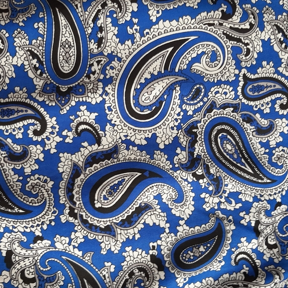 MICHAEL Michael Kors Blue & White Paisley Top - Picture 4 of 10